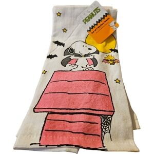 Set 2 Peanuts Snoopy Halloween Kitchen Towels NWT